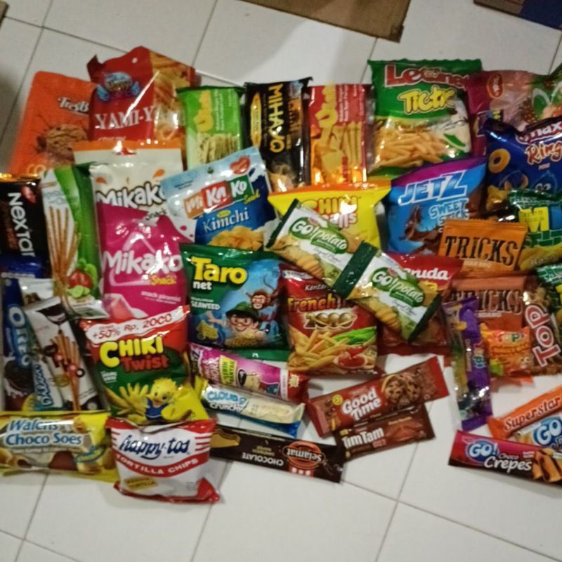 Jual aneka Snack murah paket termurah jajan 1 paket campur mix banyak