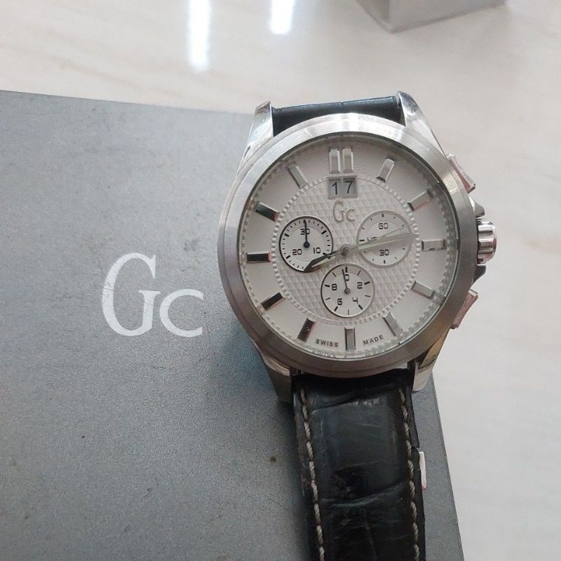 Jual jam tangan chronograph original GC 30004G Swiss ronda preloved ...