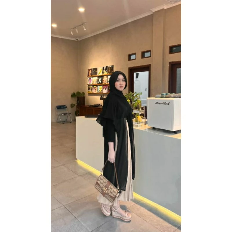 Aleshia Outer 3