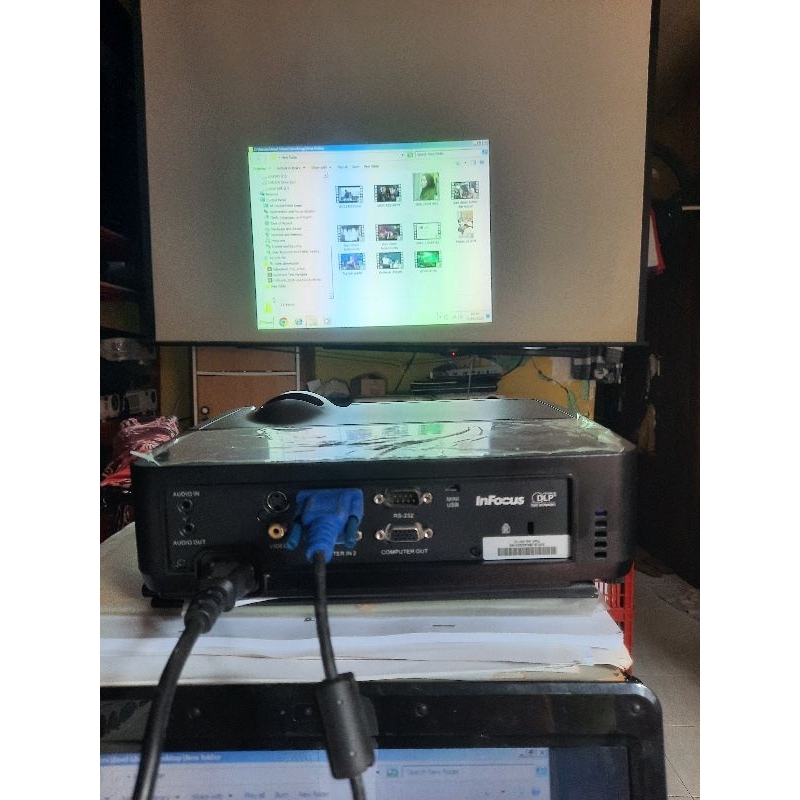 Jual projector proyektor infocus in112 | Shopee Indonesia