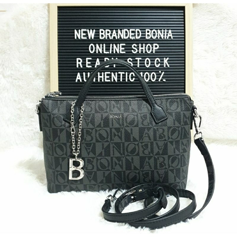 Tas Bonia Original Monogram Hitam, Fesyen Wanita, Tas & Dompet di Carousell