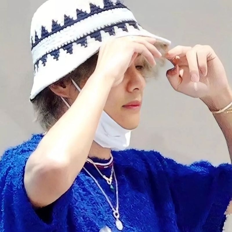 Jual Had bucket v bts bucket kim taehyung taehyung bts topi rajut v bts Shopee Indonesia