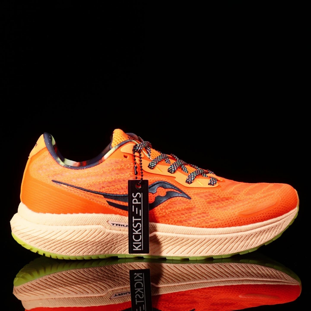 Saucony triumph orange online