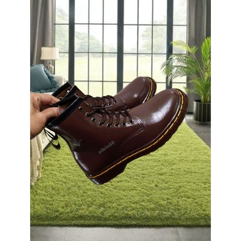 Jual Free Box Dr. Martens.Sepatu Pria Dan Wanita 8 Hole.Sepatu Dokmar ...