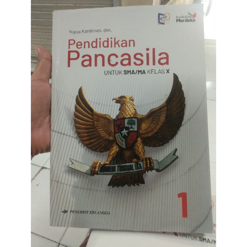 Jual buku pancasila kls 10 erlangga | Shopee Indonesia