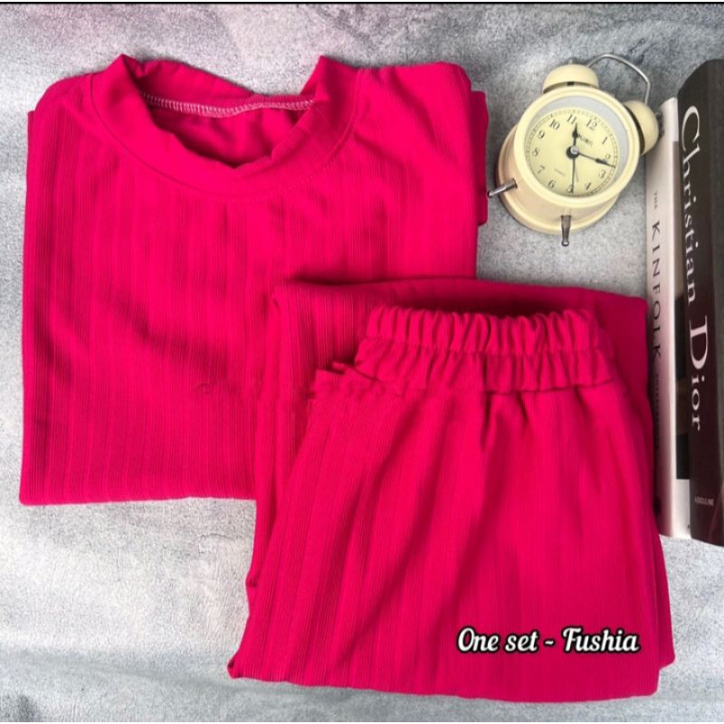 Jual Setelan Knit Hornet Premium//One Set Knit Hornet Over Size ...