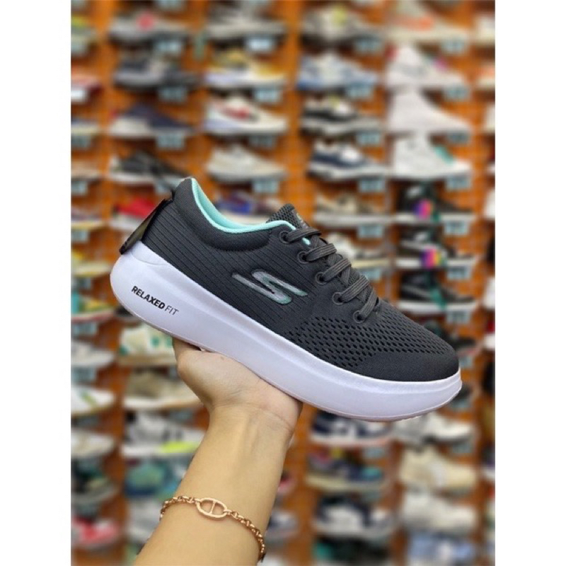Jual Skechers Relaxed Fit 36 40 free kaos kaki Shopee Indonesia