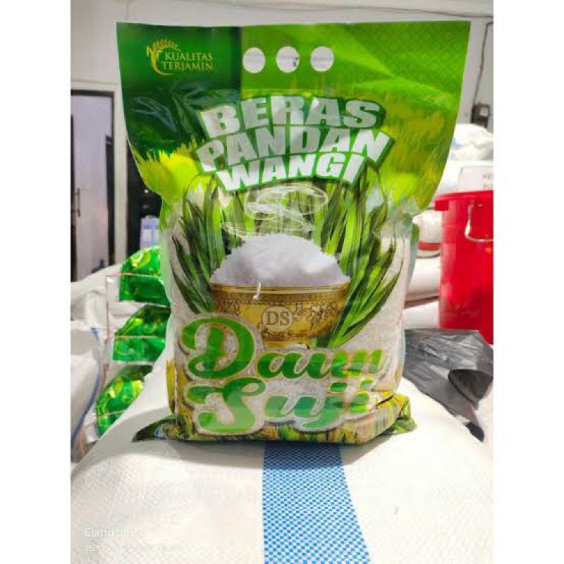 Jual Beras Pandan Wangi Daun Suji Kemasan 3kg Shopee Indonesia 0741