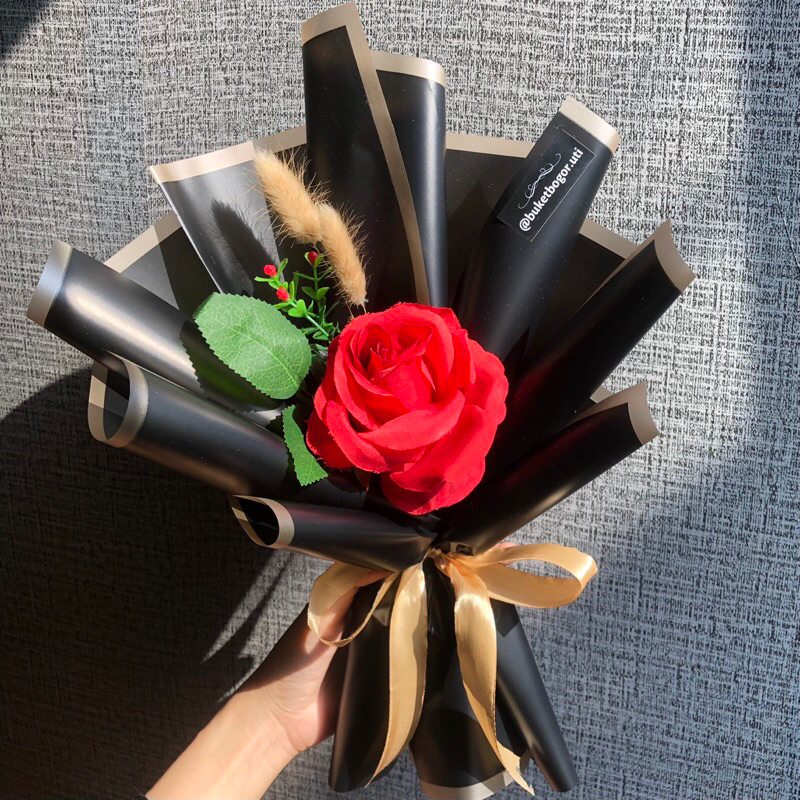 Jual Buket bunga Mawar Premium untuk Wisuda / Graduation | Shopee Indonesia