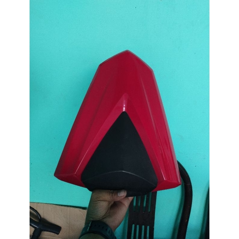 single seat r25