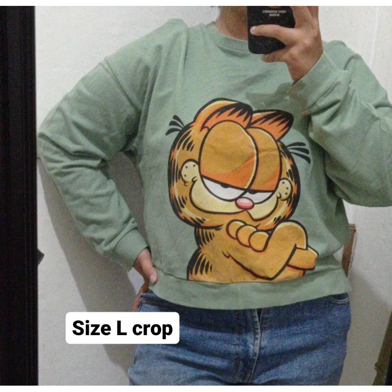 Pull and bear garfield sweatshirt sale