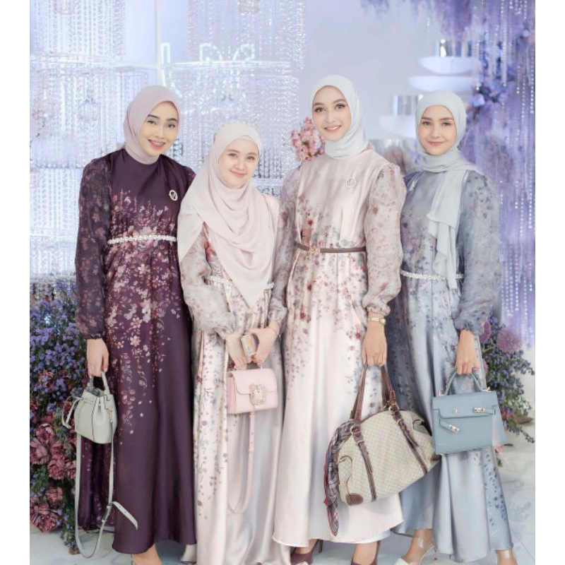 Jual LALUNA SIGNATURE DRESS vanilla hijab Shopee Indonesia