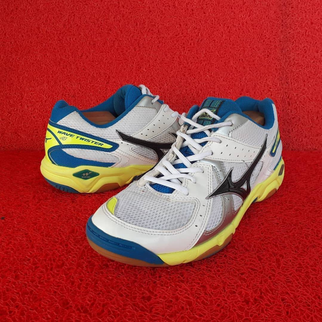 Jual mizuno wave twister 4 white sepatu volley original Shopee Indonesia