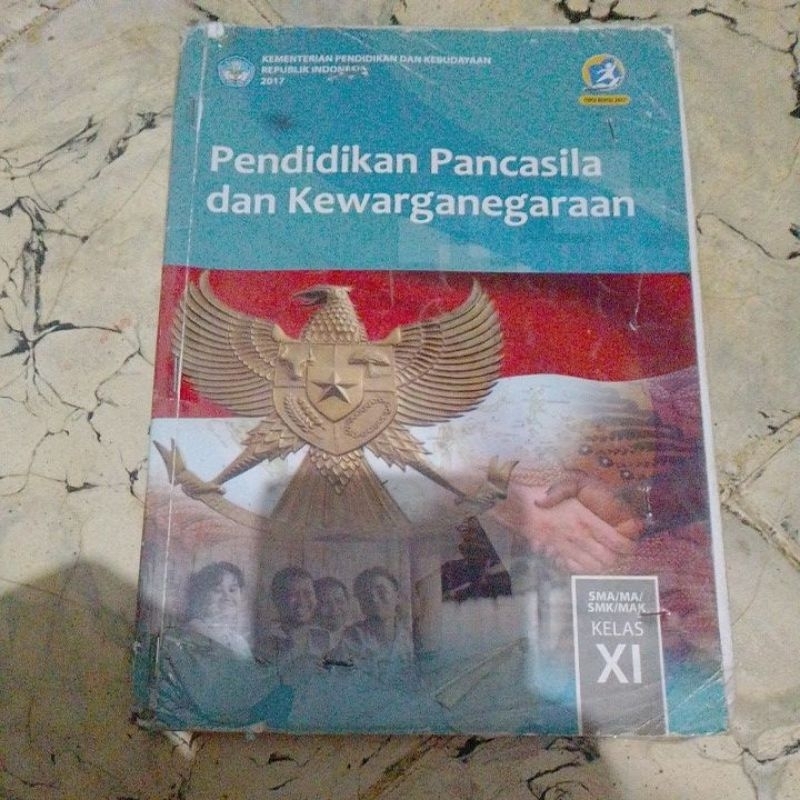 Jual Buku Pendidikan Pancasila Dan Kewarganegaraan Kelas 11 SMA ...