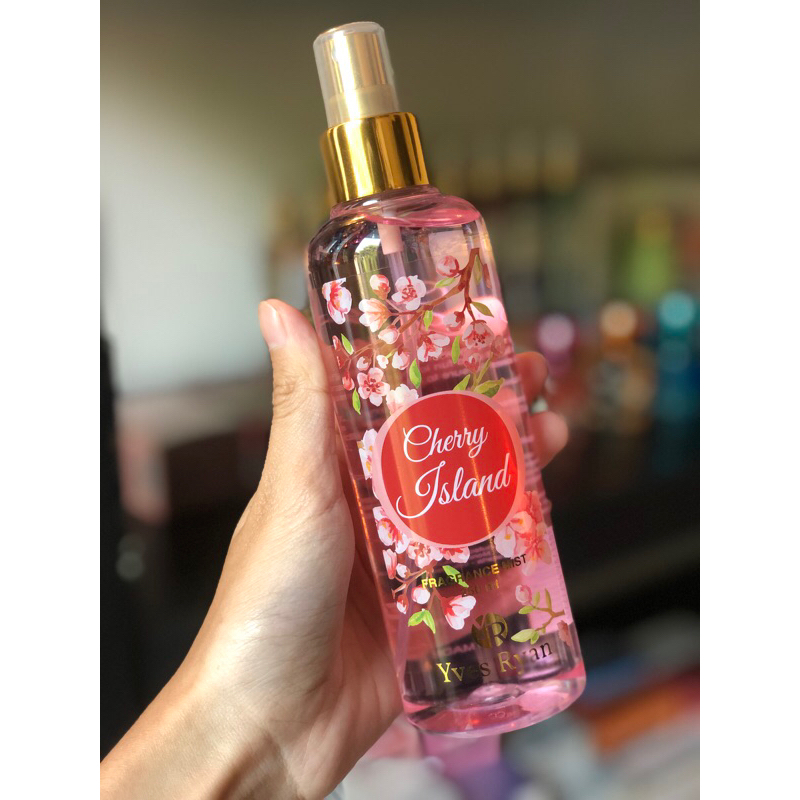 Yves Ryan Montecito Body Mist 250ml Parfum Wanita Magical Moments  Vanilla Wonderland Velvet Chic Touch of Rose Pleasure Cherry Island Sweet  Escape - Main Image