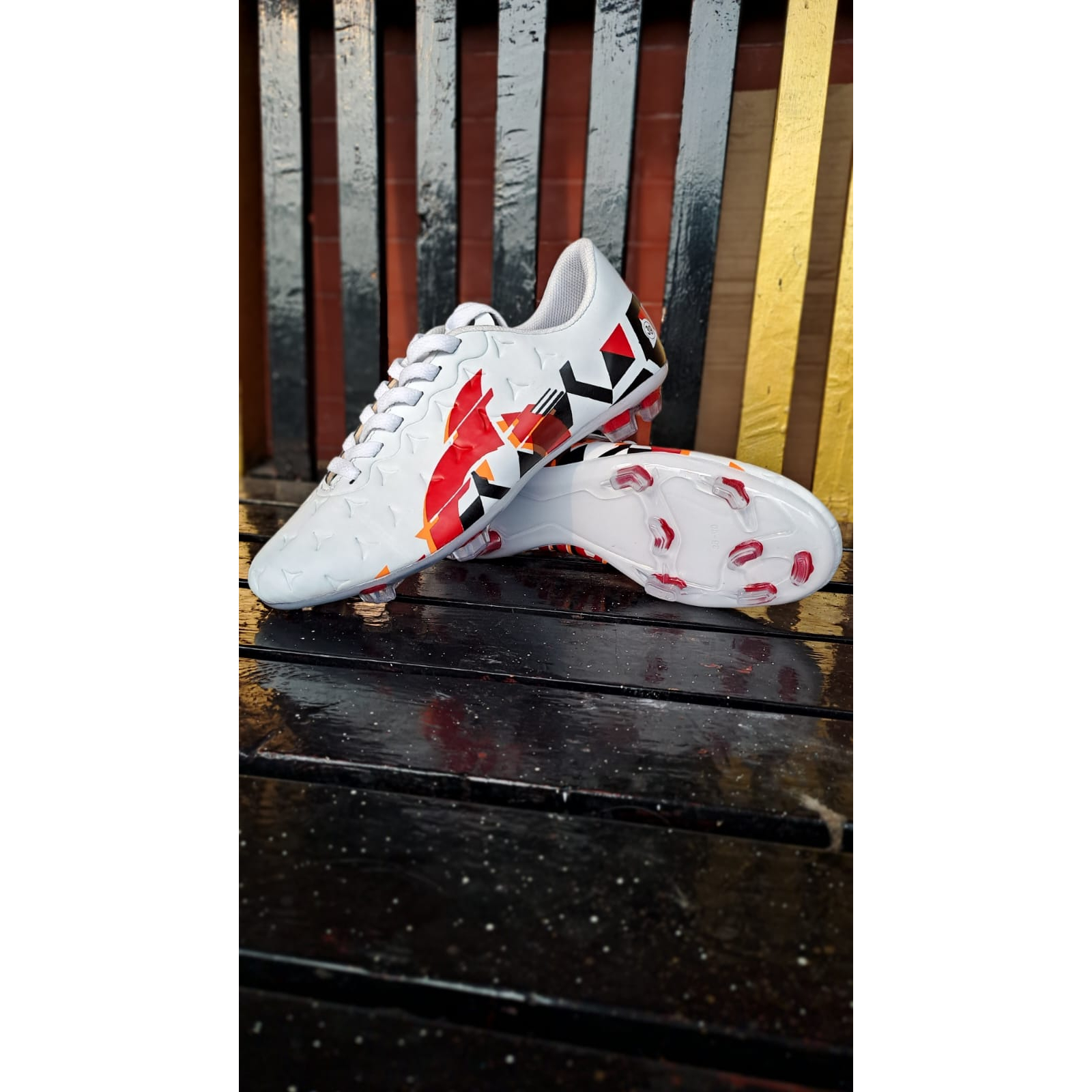 Jual Sepatu Bola Ortuseight Catalyst Meister Fg Le White Red Bening L Cod Sepatu Bola L Futsal