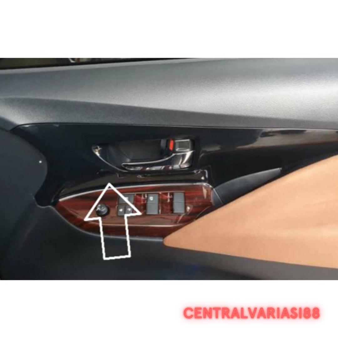 Jual PANEL DOORTRIM DEPAN BAWAH TOYOTA INNOVA REBORN 2016-2022 SET ...