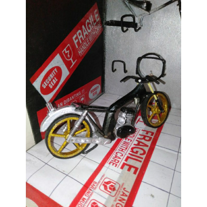 Jual miniatur rangka cb full desain no tengki/jok | Shopee Indonesia