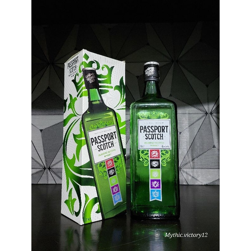 Jual Botol bekas miras Passport Scotch 1 Liter + Box | Shopee Indonesia