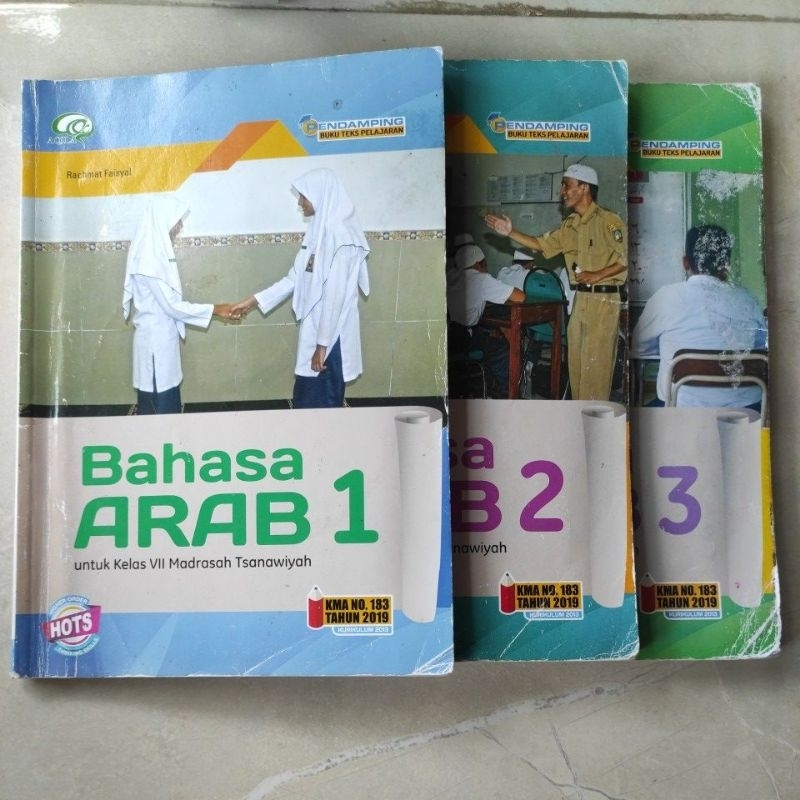 Jual Buku Bahasa Arab Kelas 7 8 9 MI - Hots - K13 - Ori | Shopee Indonesia