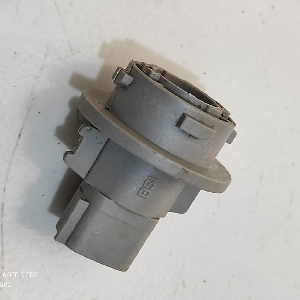 Jual Socket Lampu Sen Sein Sign Toyota Avansa Innova Vios ( Fitting ...