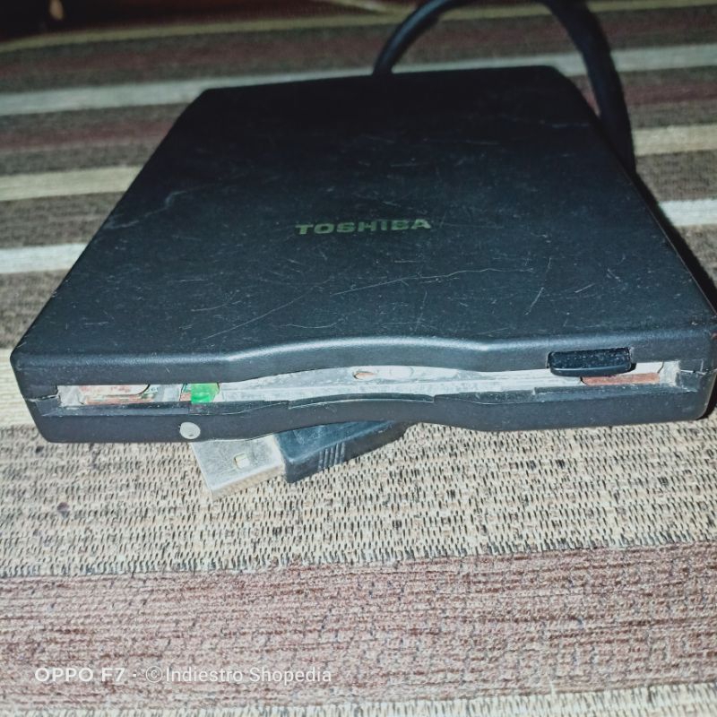 Jual Toshiba USB FDD Kit PA3109U-1FDD Floppy Disk Reader Drive 3.5 ...