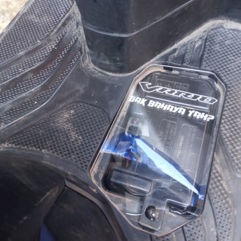 Jual Tutup Aki Akrilik Vario 125/150 Vario Led new/ Cover Aki Akrilik
