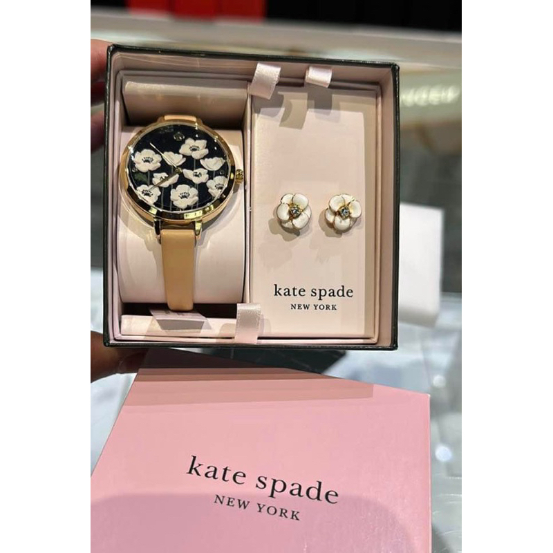 Jual kate spade flower watch dan earing set satu set jam dan anting Shopee Indonesia