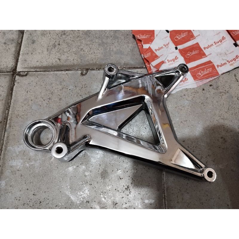 Jual Swing Arm Vario new 125/150 Chrome Original Honda 100 Shopee