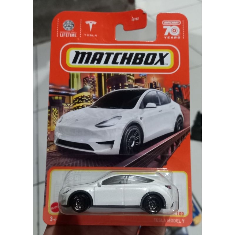 Matchbox 2023 – Tesla Model Y Bianca, Scala 1:64, Nuovo Di Zecca!