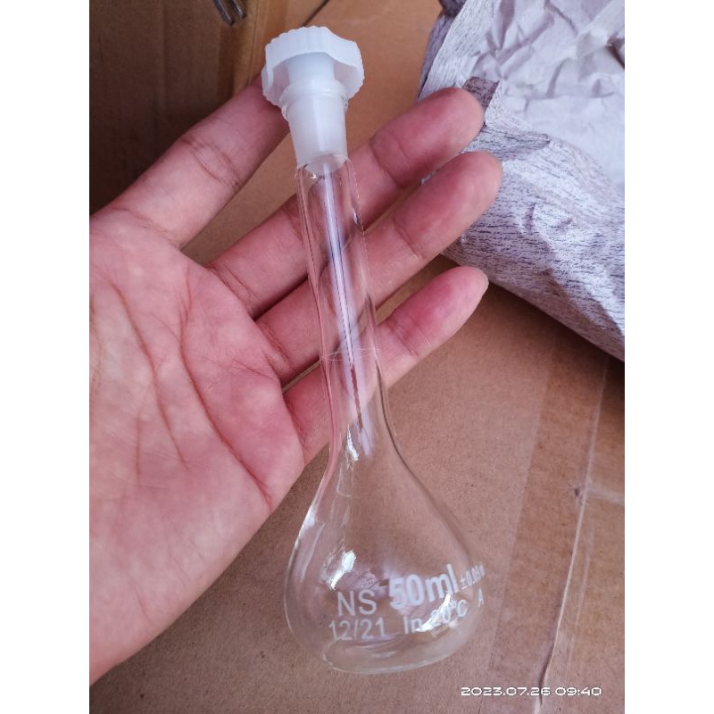 Jual Volumetric Flask Glass with Stopper plastic cap Labu ukur 50mL ...