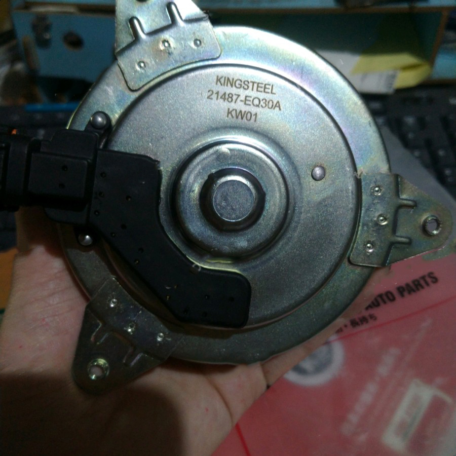 Jual Motor Fan ac radiator xtrail t30 serena c24 soket 4, 2 speed