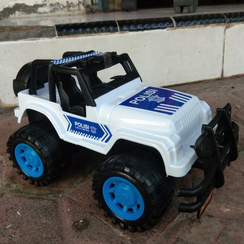 MOBIL JEEP POLISI KTG OCT6058