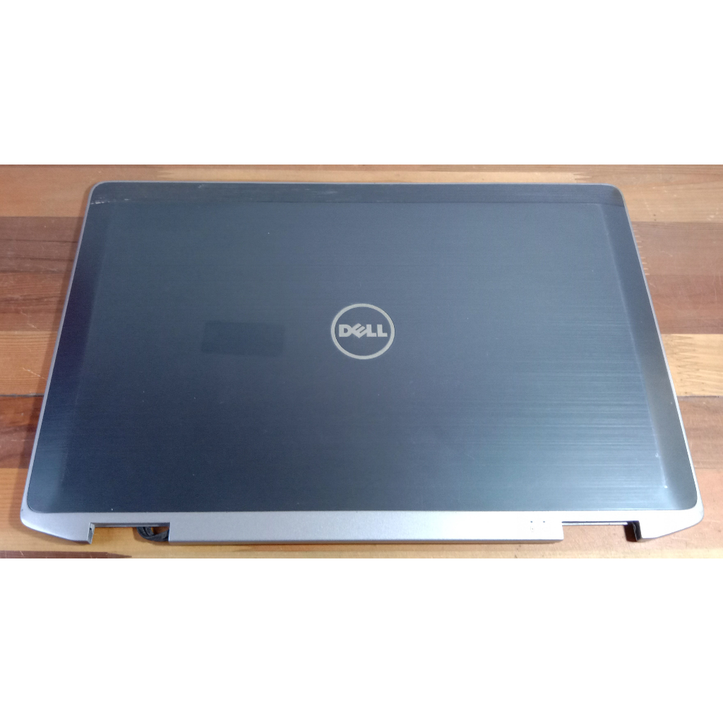 Genuine Dell Latitude E6320 LCD Top Cover With Hinges - DWV1R (Open Box)