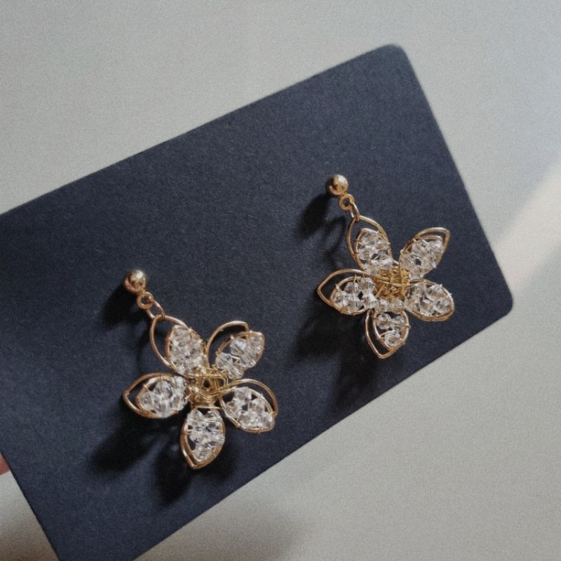 Jual Anting Tusuk Bunga Model Gantung | Shopee Indonesia