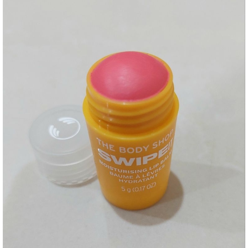 Jual The Body Shop Swipe It Moisturising Lip Balm Preloved Shopee Indonesia 3366