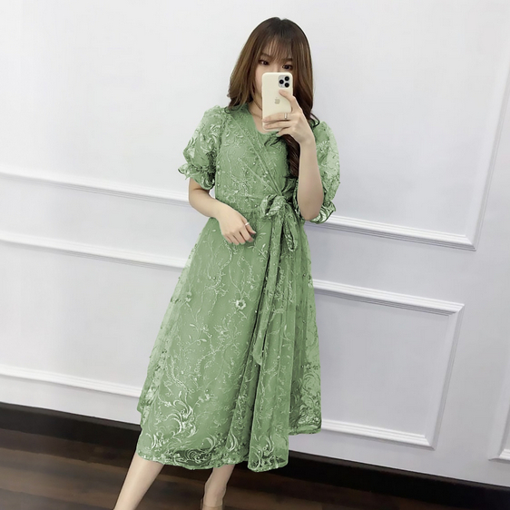Jual PREMIUM - LIVINA DRESS PESTA BRUKAT TILLE 3 UKURAN / DRESS NATAL  LIVINA GAUN PESTA KONDANGAN ALA KOREA DRESS BROKAT TILE MUTIARA IMPORT MIDI DRESS  PARTY MEWAH ELEGANT | Shopee Indonesia