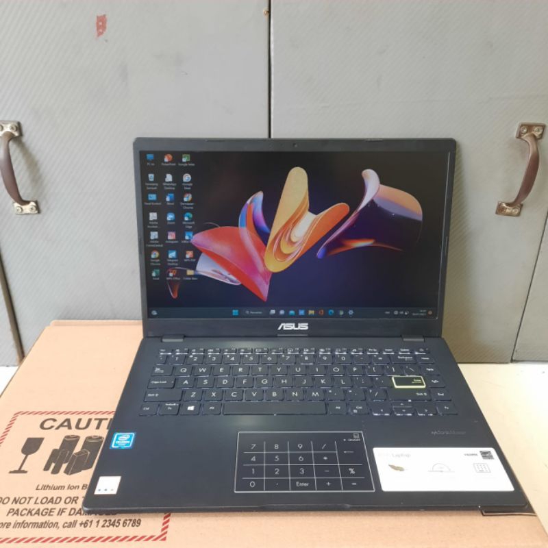 Jual Laptop Asus Vivobook E410ma Celeron N4020 Ram 4gbssd 512gb Keyboard Backlight Shopee 3023