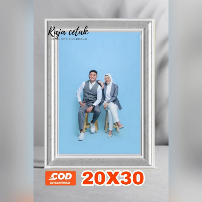 Jual CETAK FOTO 10R PLUS BINGKAI (20x30) MEDIA PAPAN MDF | Shopee Indonesia