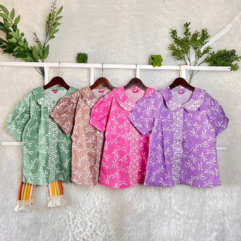 Jual NEW BLUS BATIK ANAK SEKOLAH BERKERAH BERKANCING MOTIF CAPUNG PUTIH ...