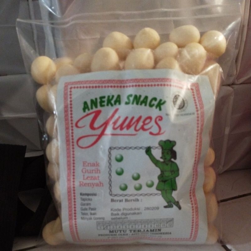 Jual aneka snack 10 ribuan, shoes, kacang , krupuk | Shopee Indonesia