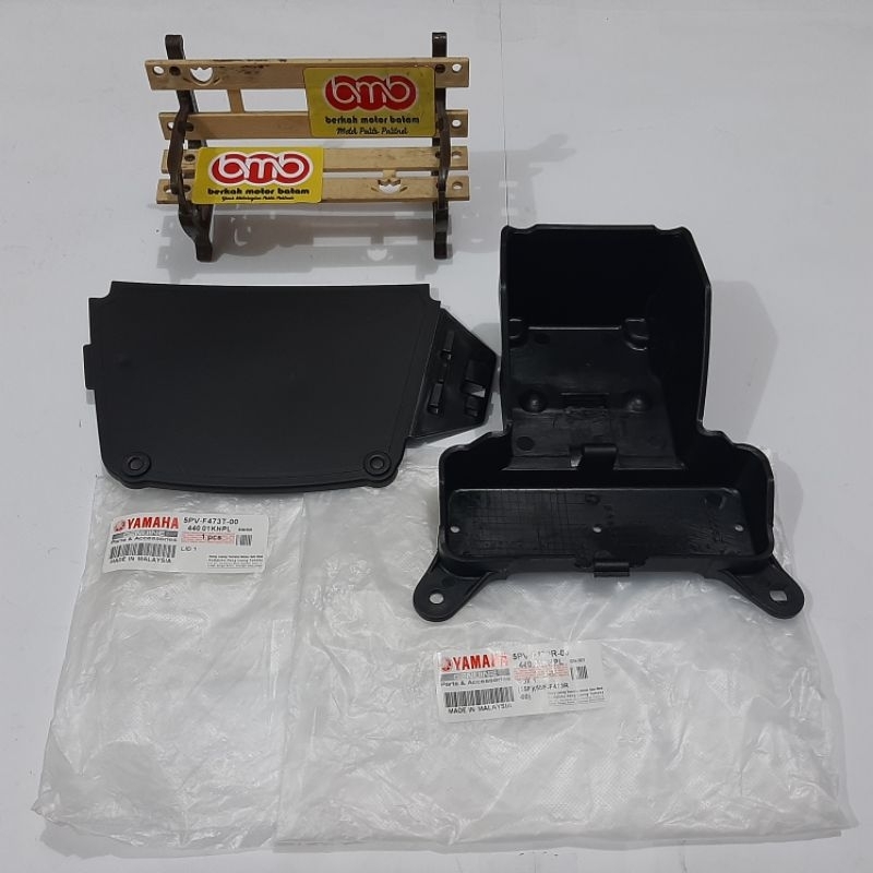 Jual Yamaha RXZ Catalyzer cover tutup tool box dan tempat tool box tool ...