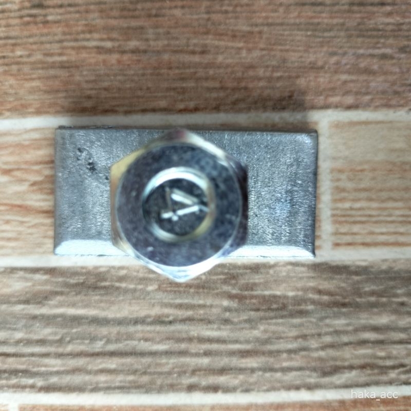 Jual Mur dan Baut Rel Jok Bus Medium Bigbus Elf | Shopee Indonesia