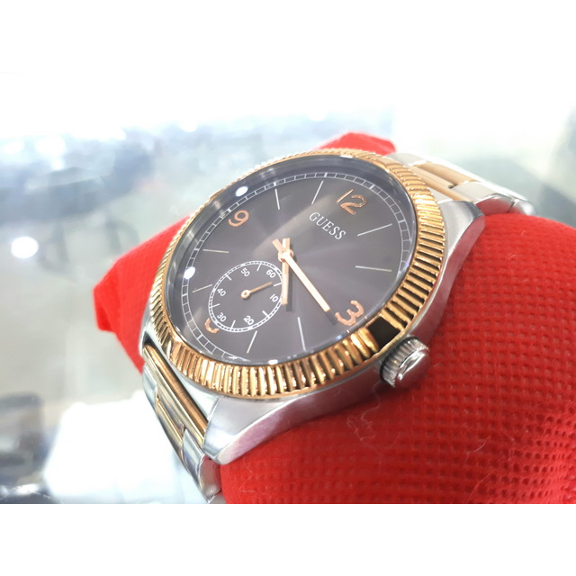 Jual Jam Tangan Pria Guess W0872G2 Original Guess Seken Mulus Normal Shopee Indonesia
