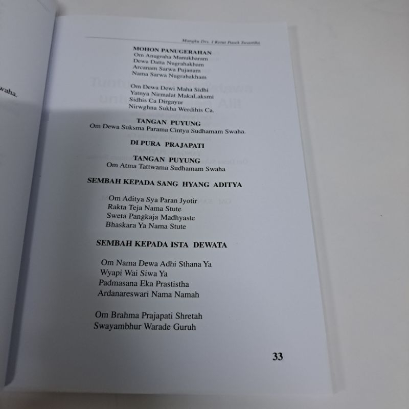 Jual Buku Tuntunan Pengastawa Doa Sehari Hari Nganteb Piodalan Alit ...