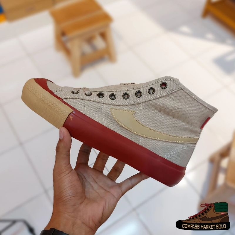 Jual [ORIGINAL] Sepatu Compass Gazelle High Wafer Green || Wafer Maroon ...