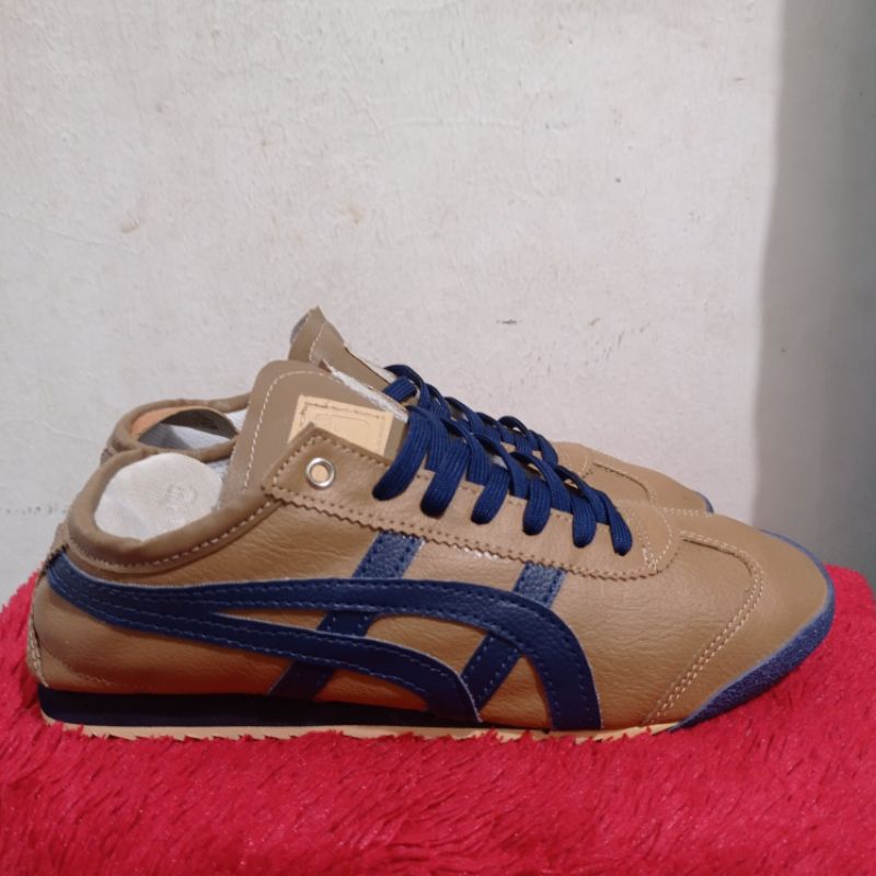 Sepatu Onitsuka Tiger TH6A4L Size 39 Insole 24.5 Cm