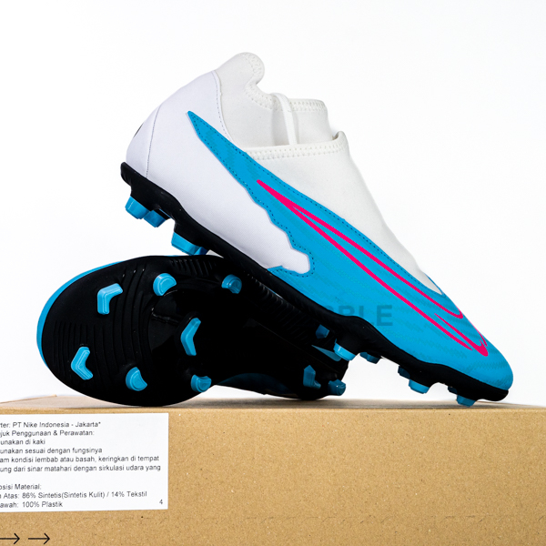 sepatu bola nike phantom