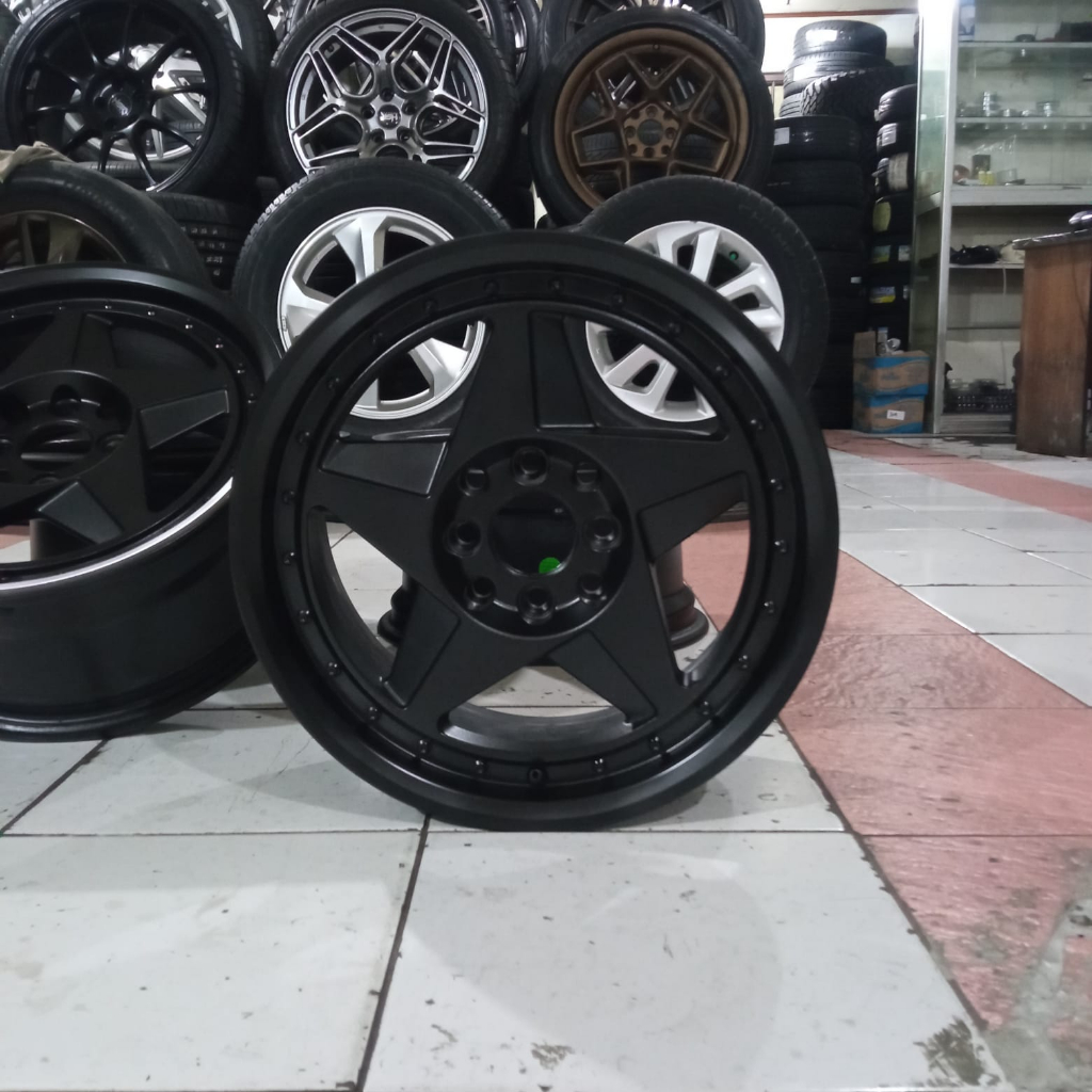 Jual VELG BEKAS MOBIL RACING RAYS CLUB RING 15X7,5/8,5 ET 4X100/114 ...