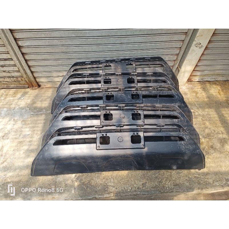 Asesoris Bumper Fortuner: Sentuhan Gaya dan Perlindungan Ekstra untuk Si Raja Jalanan